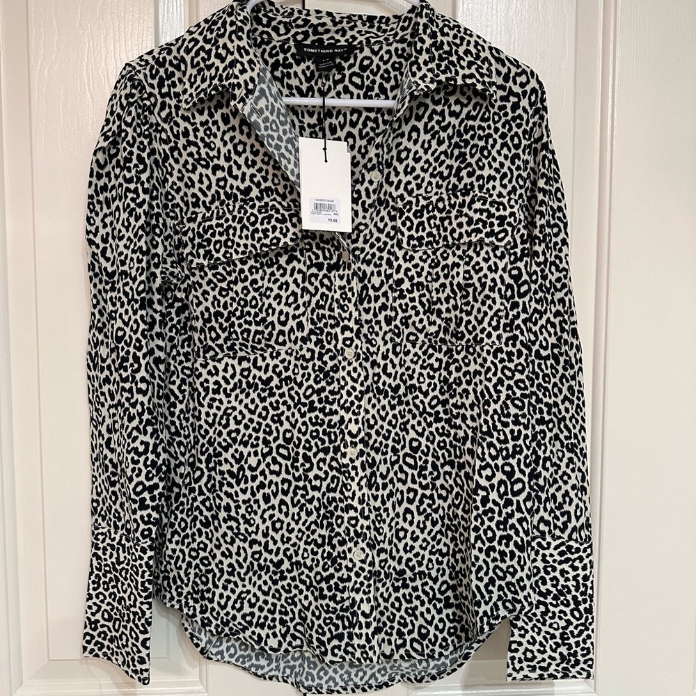 NWT Something Navy Black and White Leopard Button Down Shirt Size XXS